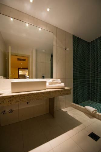 Hotel Mir