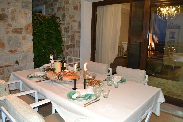 Evmorfes Villas