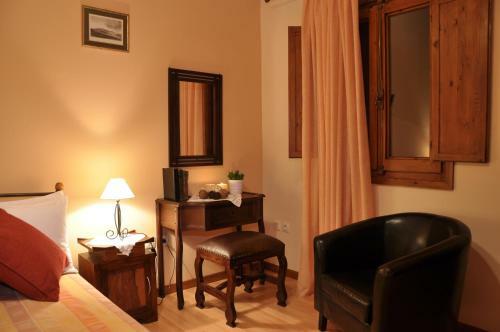 Hostal Anatoli Labreon