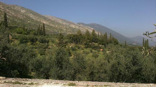 Hostal Anatoli Labreon