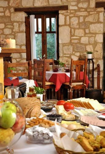 Hostal Anatoli Labreon