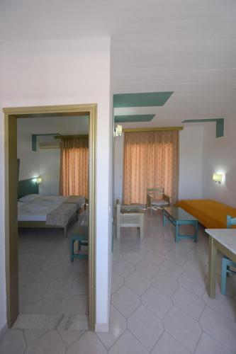 Aparthotel Trianta Hotel Apartments