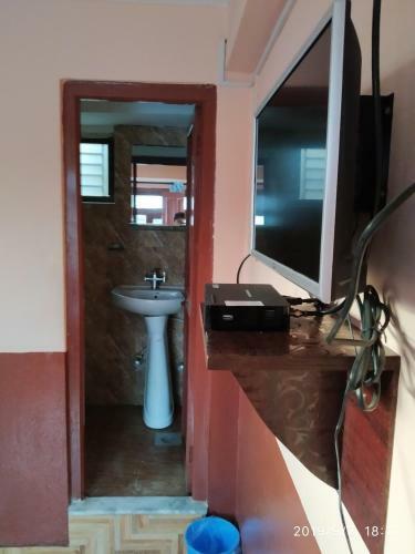 Hostal Nirvaan Guest House