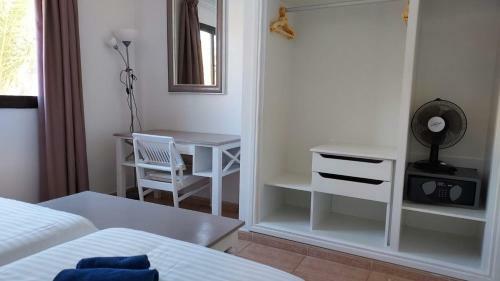 Apartamento Papagayo 22, Big Pool And Free Wifi