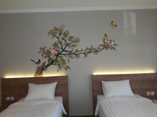 Hotel Three Eight Front One Boutique Batu Malang
