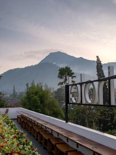 Hotel Three Eight Front One Boutique Batu Malang