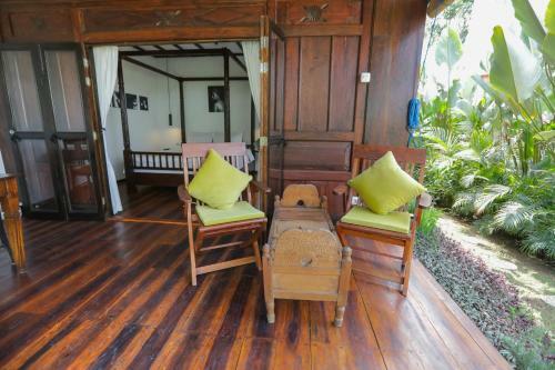 Villa Cabin 2