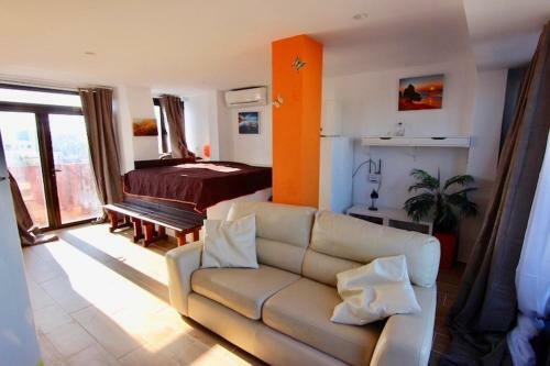 Apartamento �tico Duplex En 1a L�nea De Mar