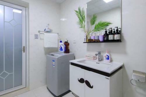 Baoding Jingxiu�beiguo Shopping Mall� Locals Apartment 00164260
