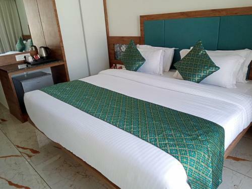 Hotel Angel Lords Eco Inn Amreli