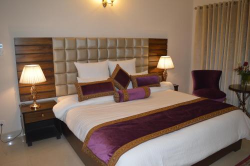Hostal Hotel Gulberg Grand