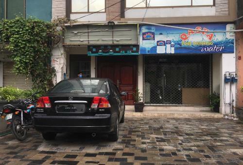 1 Bed Apartment With Terrace