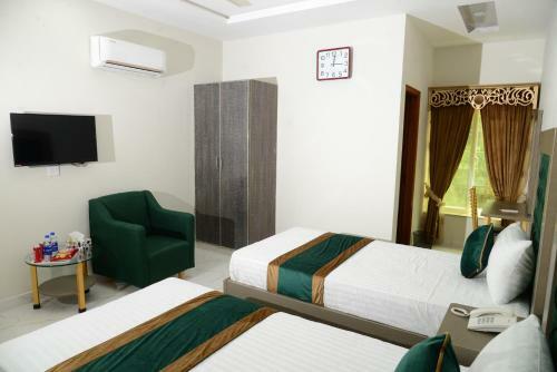 Hotel Deluxe Johar Town Lahore