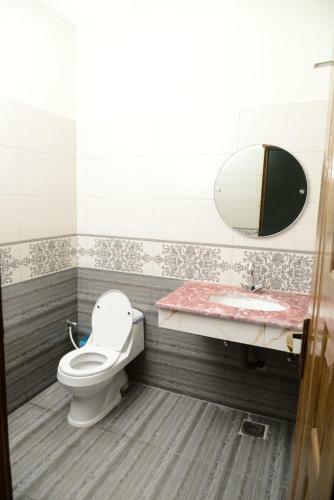 Hotel Deluxe Johar Town Lahore
