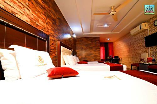 Hotel Tulip Inn, Gulberg
