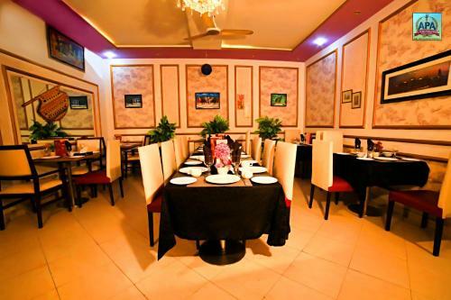 Hotel Tulip Inn, Gulberg