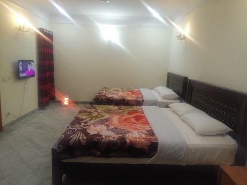Star Hotel Lahore