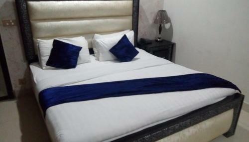 Hotel Day Inn