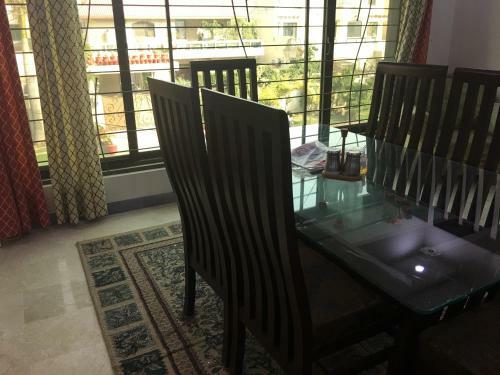 Spacious Apartment In Johar Town