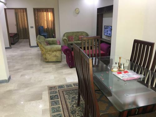 Spacious Apartment In Johar Town