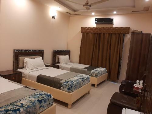 Hotel Days Inn Lahore