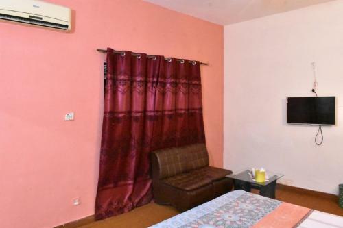 Green View Hotel