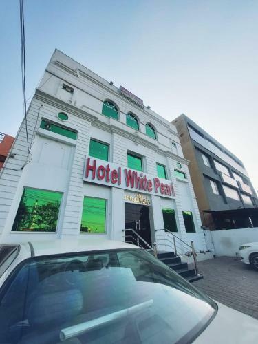 Hotel White Pearl