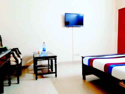 Hostal New Pakeeza Hotel
