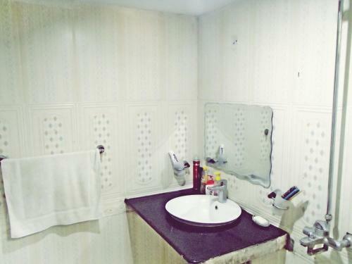 Hostal Couples Home