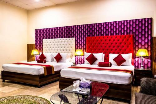 Rose Palace Hotel, Gulberg