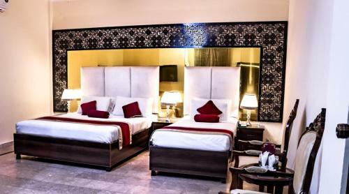 Rose Palace Hotel, Gulberg