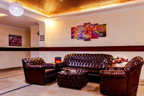 Rose Palace Hotel, Gulberg