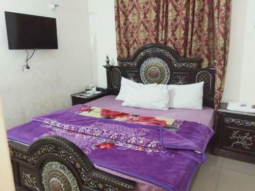Hotel Basera