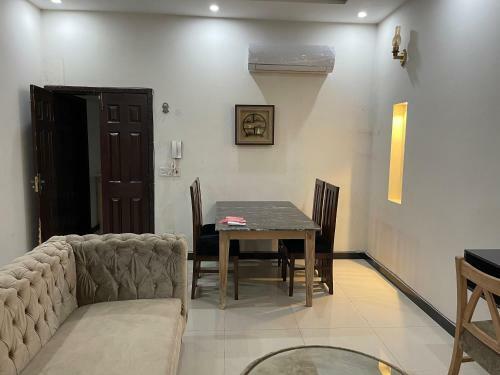 2 Bed New Corner Apartment