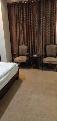 Seven Stars Hotel