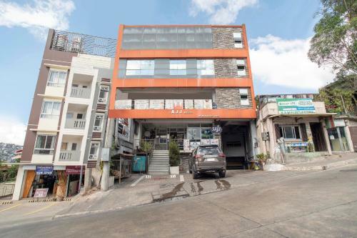 Hotel Vaccinated Staff - Oyo 549 Sajj Bldg