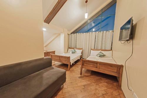 Posada Elmar Cabin - The Half House