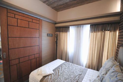 Hotel Pine Breeze Cottages