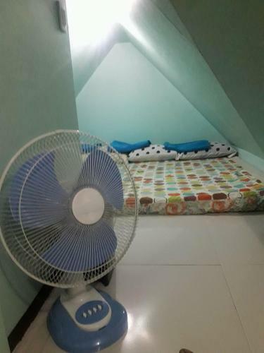 Hostal R D J Homestay