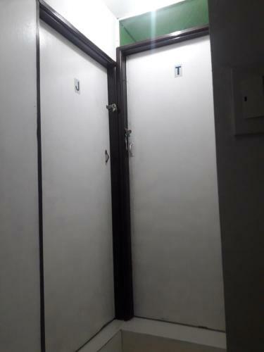 Hostal R D J Homestay