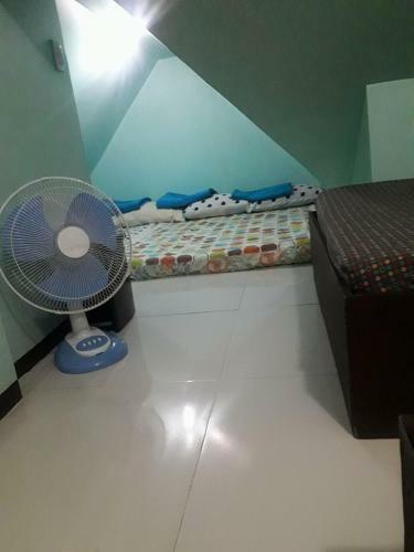 Hostal R D J Homestay