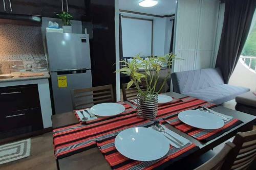 Gab's Cozyhome Apartments At Bonbel Condominium