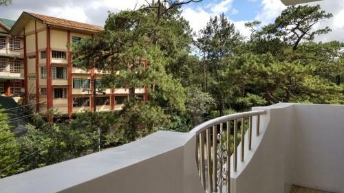 Gab's Cozyhome Apartments At Bonbel Condominium