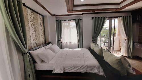 Gab's Cozyhome Apartments At Bonbel Condominium
