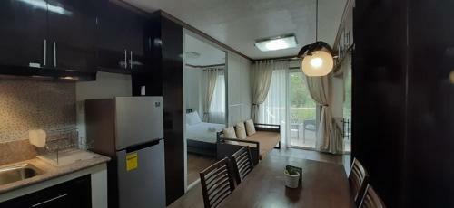 Gab's Cozyhome Apartments At Bonbel Condominium