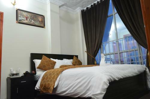 Grand Holiday Hotel