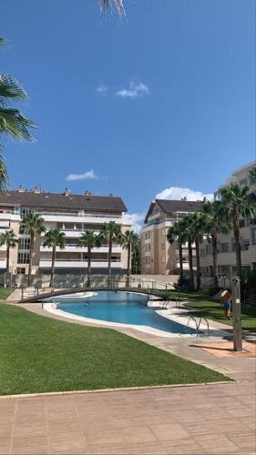 Fabulous Apartment With Large Pool Near Beach