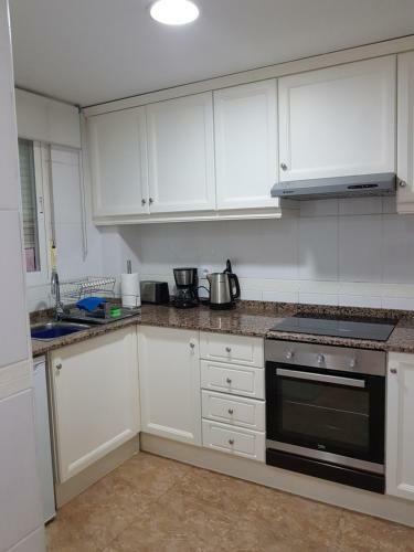 Lovely 2 Bedroom Apartment Close To Denia Castle.