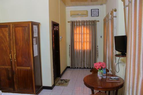 Dokban Hotel