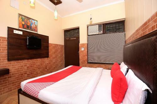 Hotel Holy City Paradise Inn